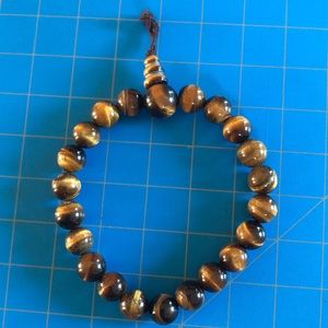 Tiger eye stretchy bracelet.
